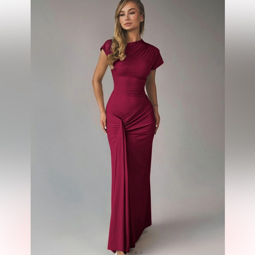 Trending popular ruched bodycon dress in Burgundy NWT
